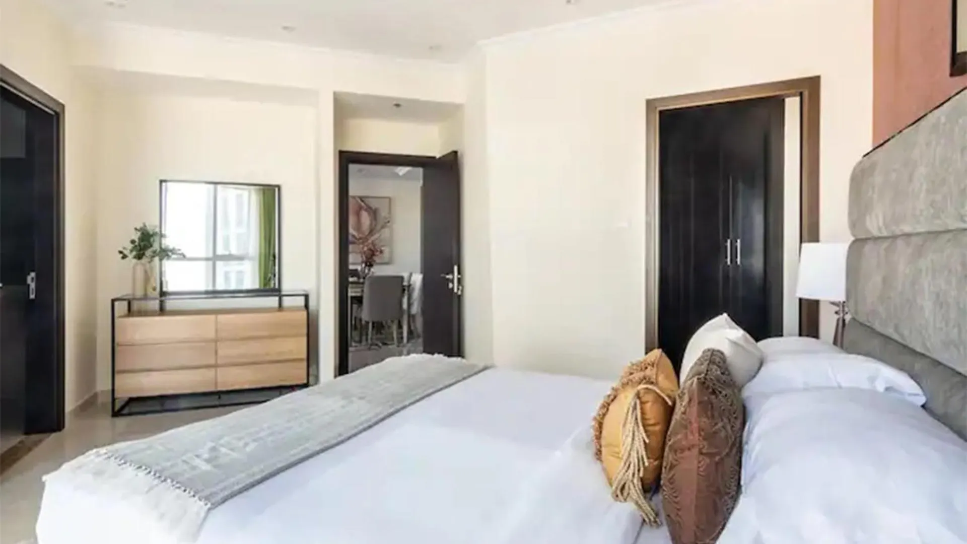 Opulant 1 Bedroom Apartment With Partial Seaview High Floor Dubaj 0*,